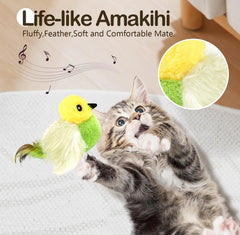 Migipaws chirp-action bird close-up highlights automatic chirping to boost engagement.