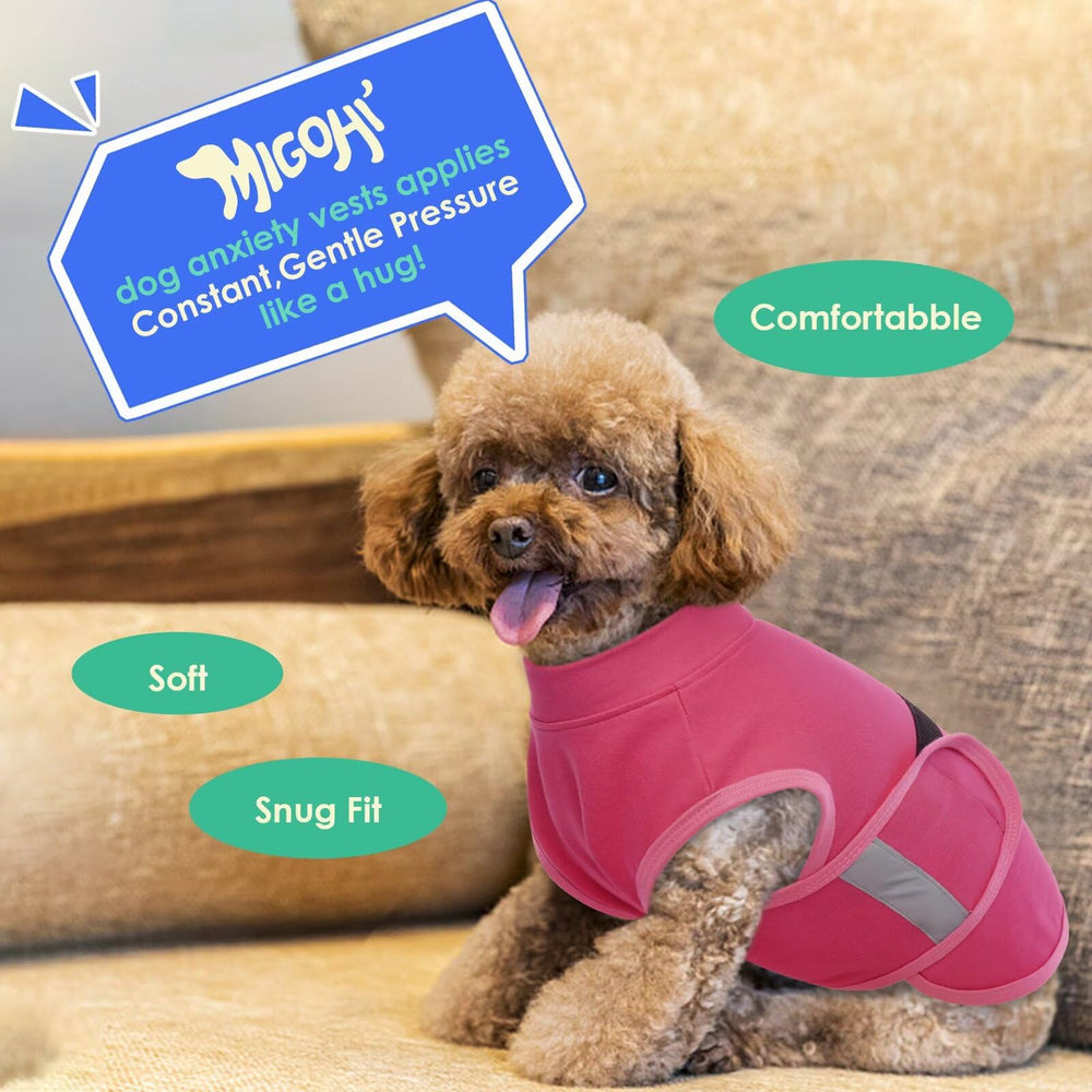 MIGOHI dog travel coat shows comfortable travel wear.