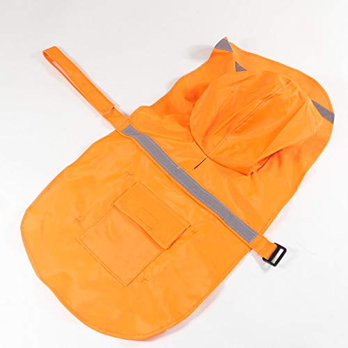 Mikayoo Carledon raincoat elastic leg straps keep it secure during walks.