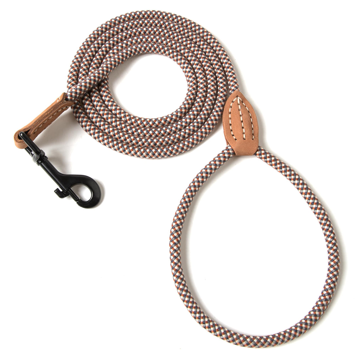 Mile High Life small dog leash closeup of one-third-inch rope highlighting durability for daily walks.