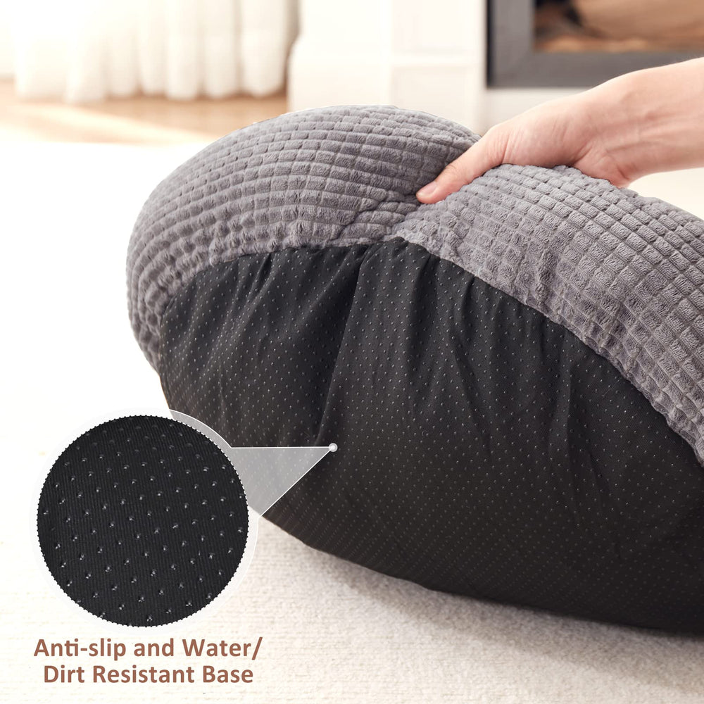 MIXJOY machine-washable bed for easy cleaning and fresh cuddles.