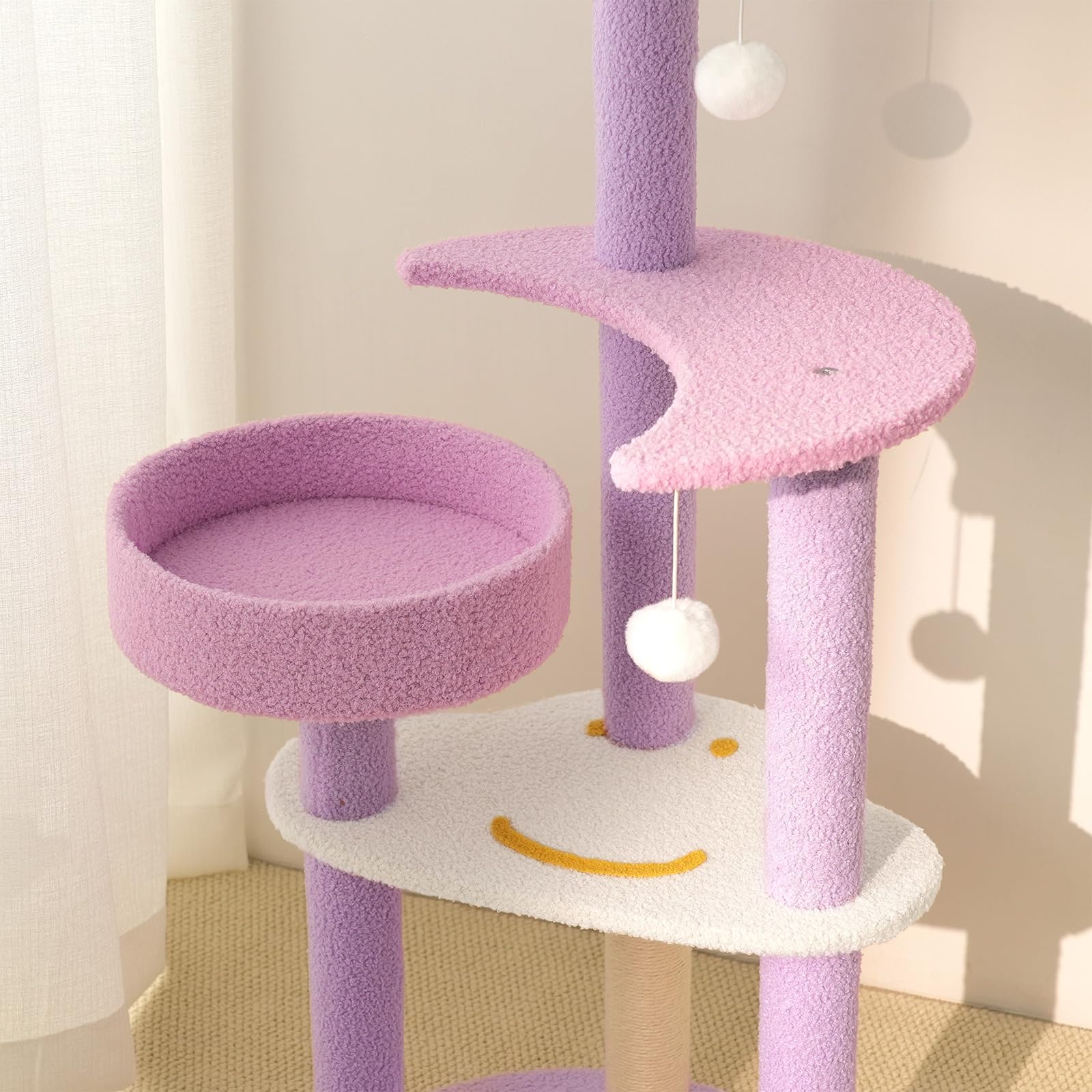 MODUSKYE Moon Star Cat Tree cat condo interior with soft Teddy velvet for cozy naps