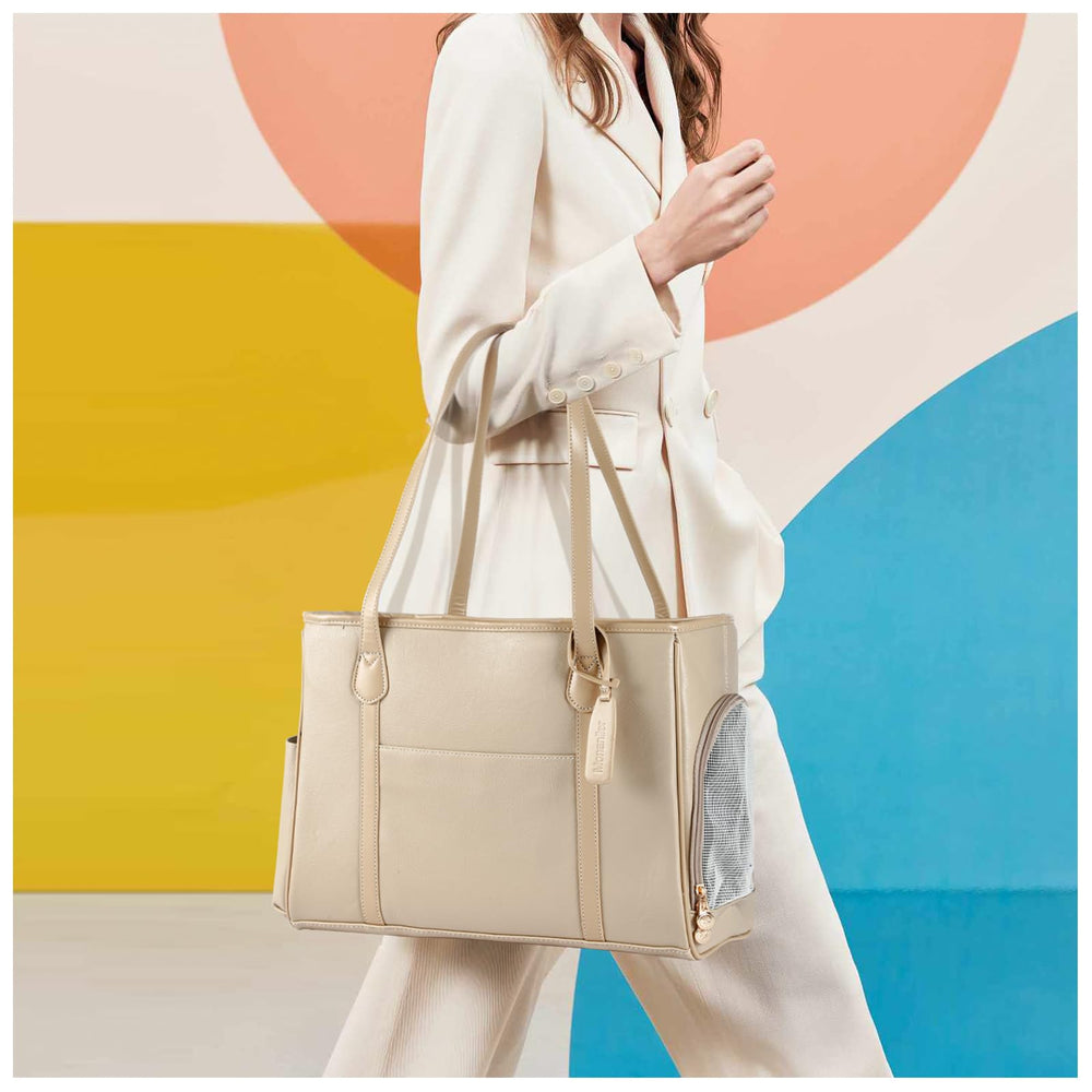 Monanller easy-care carrier is simple to wipe clean after outings.