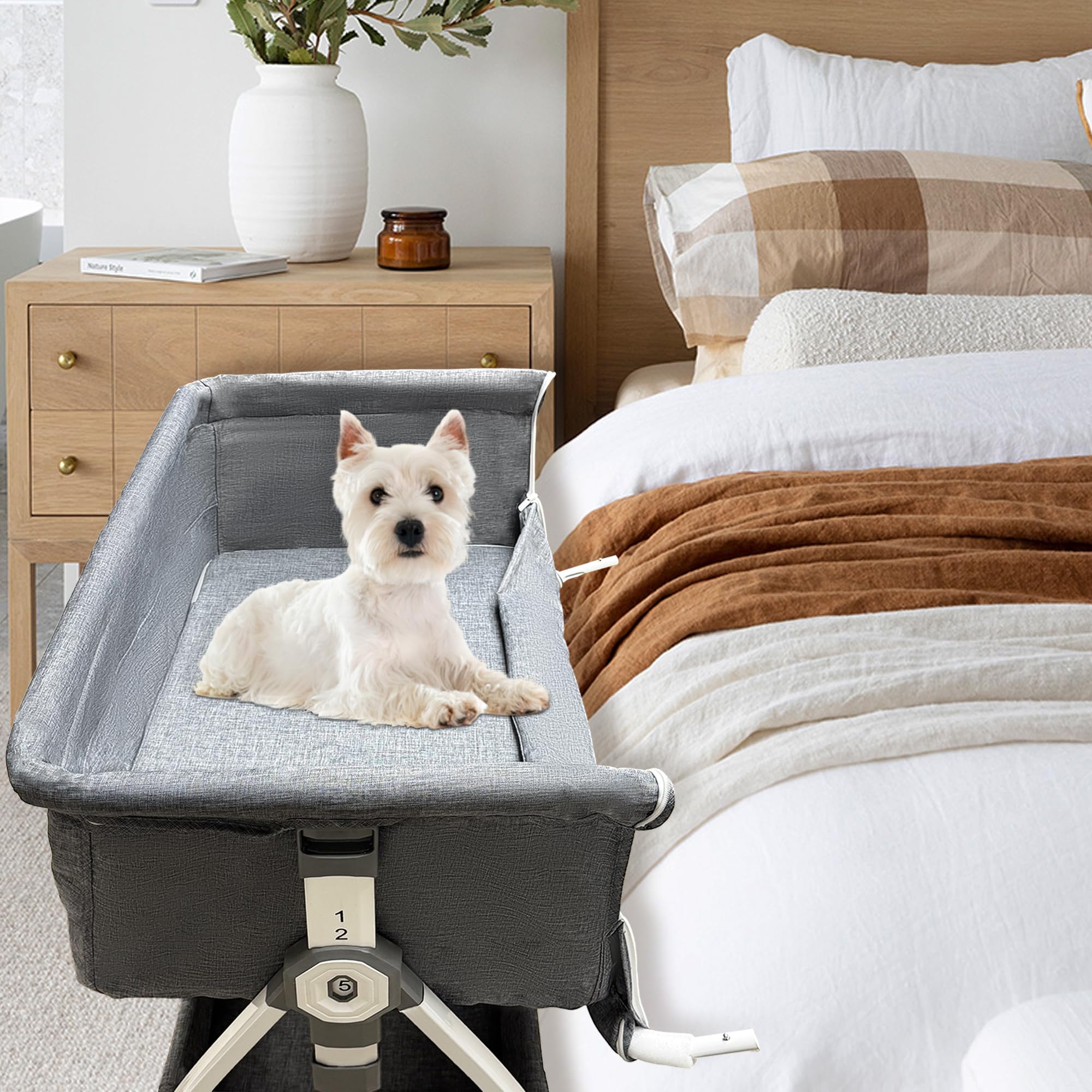 Montex Bedside Cosleeper metal-frame closeup shows sturdy construction and lasting support