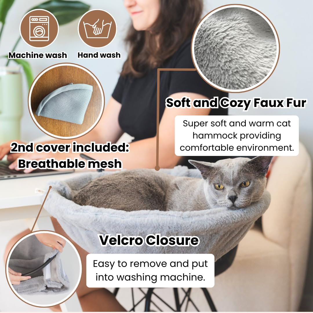 Moose Cozy Cat Desk Bed includes two removable covers for quick, hygienic swaps.