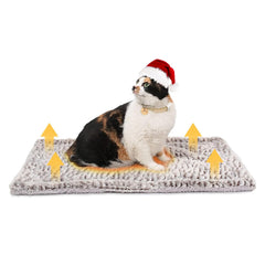 Mora Pets self-heating cat pad outer view demonstrates cozy warmth for indoor or outdoor cats.