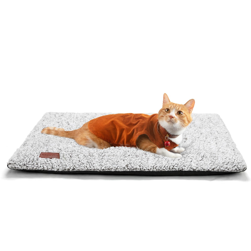 Mora Pets self-warming cat bed two sizes option 24x18 and 29.1x18.9 inches