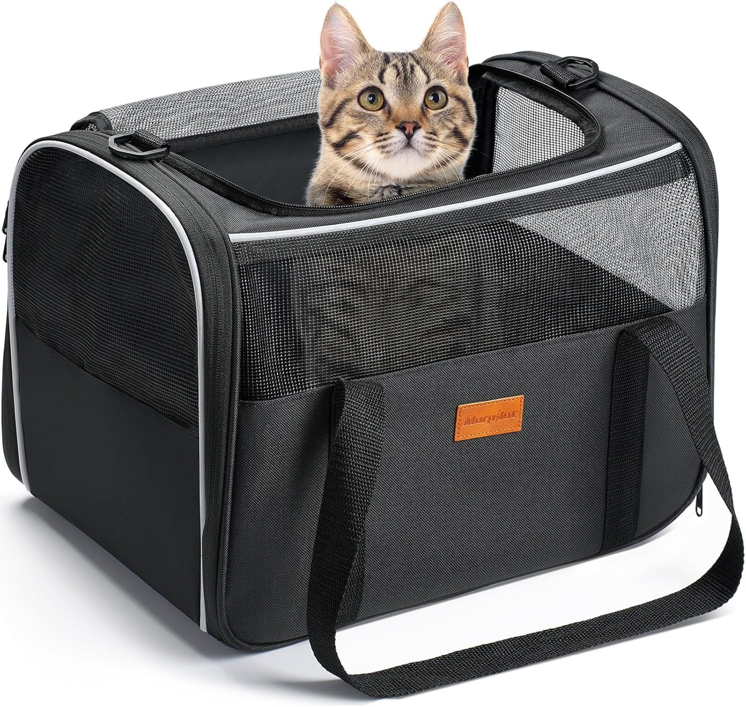 Morpilot Cat Carrier Soft shows spacious-dimensions for comfortable travel movement.
