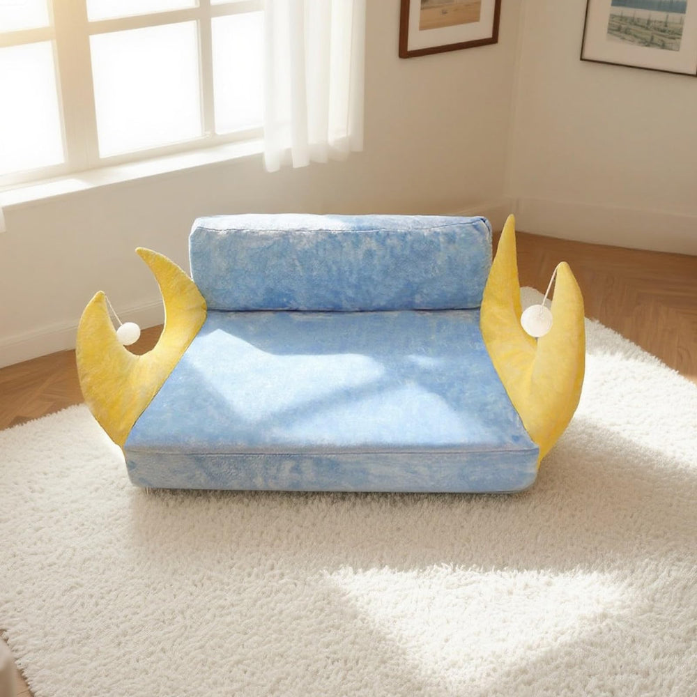MOYMO cat couch lightweight and easy to care for