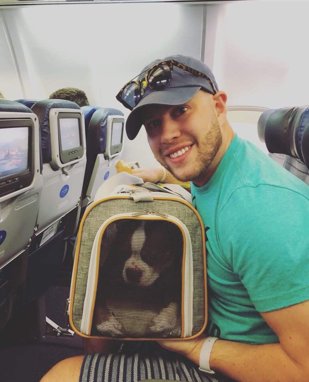 Mr. Peanut's breathable mesh ensures proper ventilation for small animals on the go.