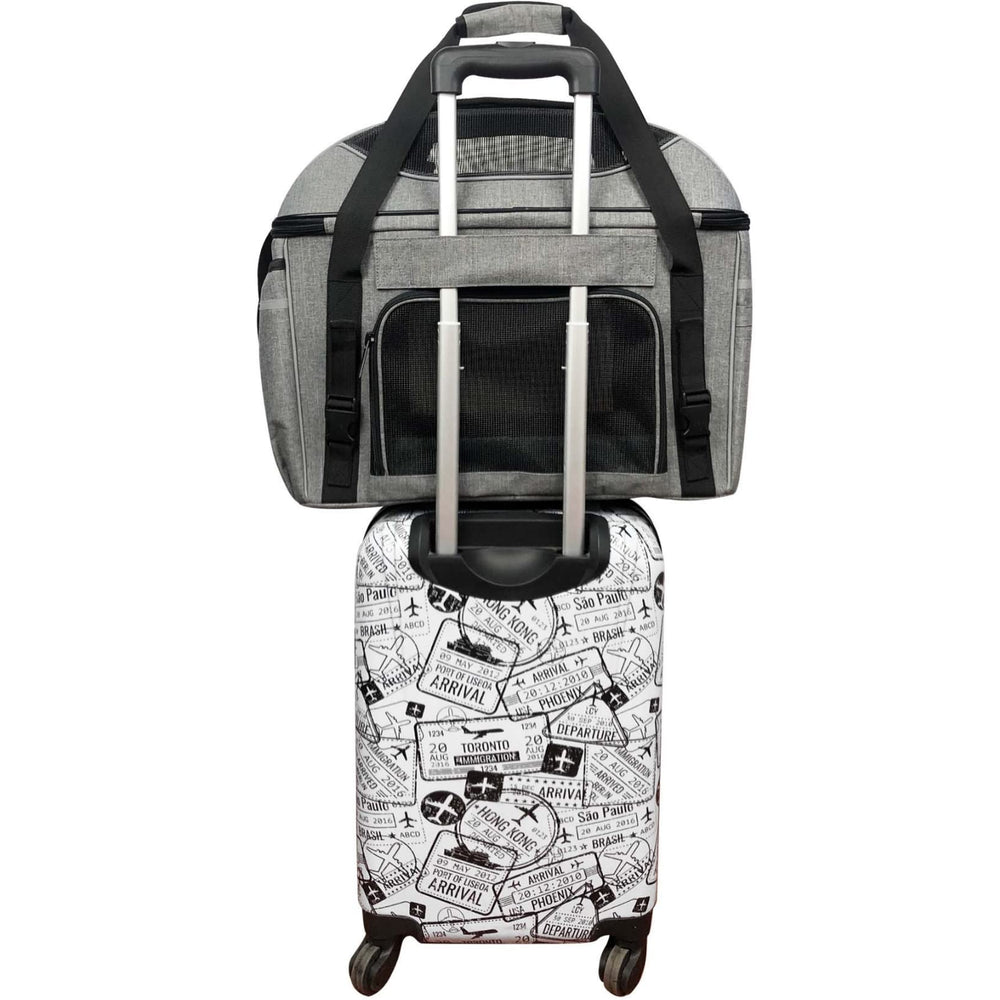 Mr. Peanut's Coronado interior features faux fleece base for pet comfort on long rides