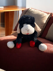 Multipet Lamb Chop durable design supports rough play and long-lasting toy life.
