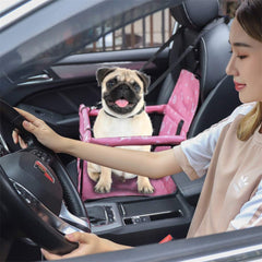 Myuilor Foldable Pet Car Seat demonstrates compact storage and portable travel convenience.