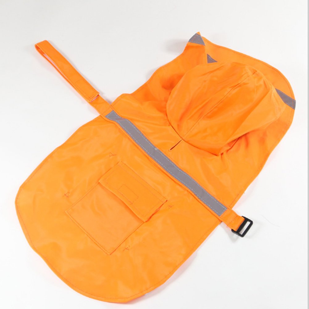 NACOCO dog raincoat adjustable belly strap highlights secure fit during outdoor adventures.