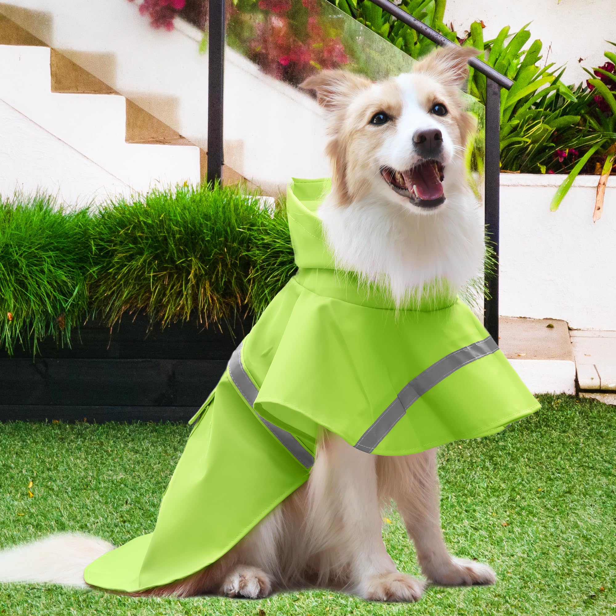 NACOCO green raincoat back view highlights reflective strip for daytime and nighttime safety.