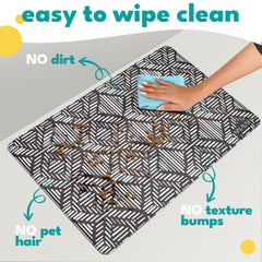 Nalalas waterproof dog mat close-up shows easy wipe-clean surface.