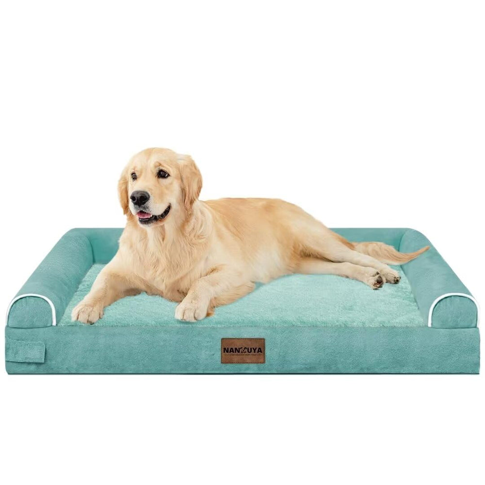 NANUYA 26x22 inch bed surface provides roomy space for large breeds.