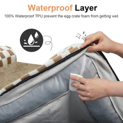 NANUYA waterproof inner liner protects the foam from spills.