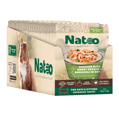 NATOO Cat Food Topper in a bowl helps picky eaters enjoy meals.