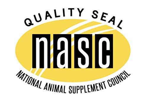 NaturVet Senior Advanced Incontinence dog using chews demonstrates daily bladder-friendly routine