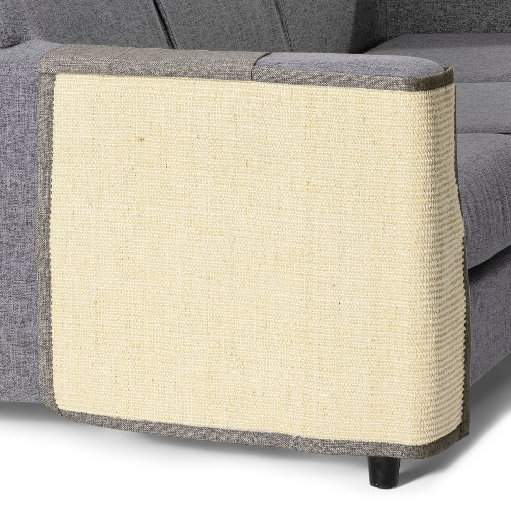 Navaris-easy-clean-durable-cat-scratch-pad highlights low-maintenance design.