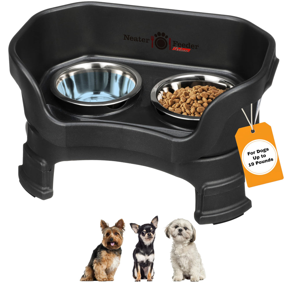 Neater Feeder Deluxe mess-proof bowls show contained spills for clean floors.