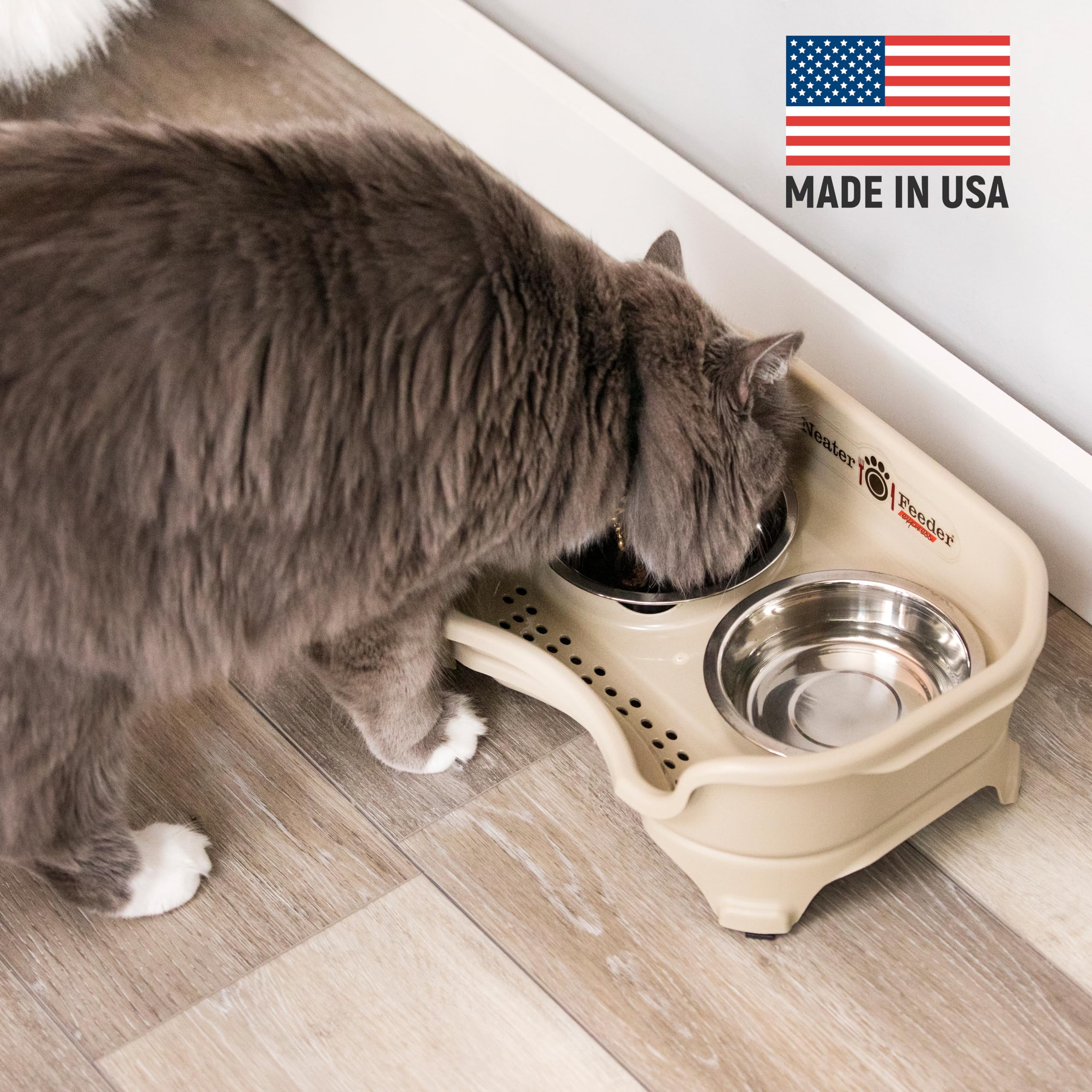 Neater Feeder Express elevated bowls for comfortable, neck-friendly eating.