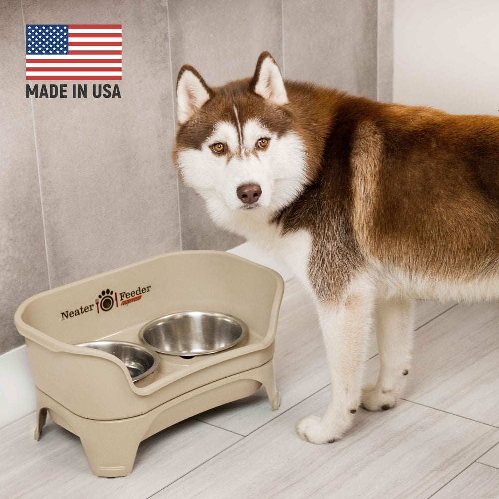 Neater Feeder Express mess-proof feeder design channels spills into catch basin