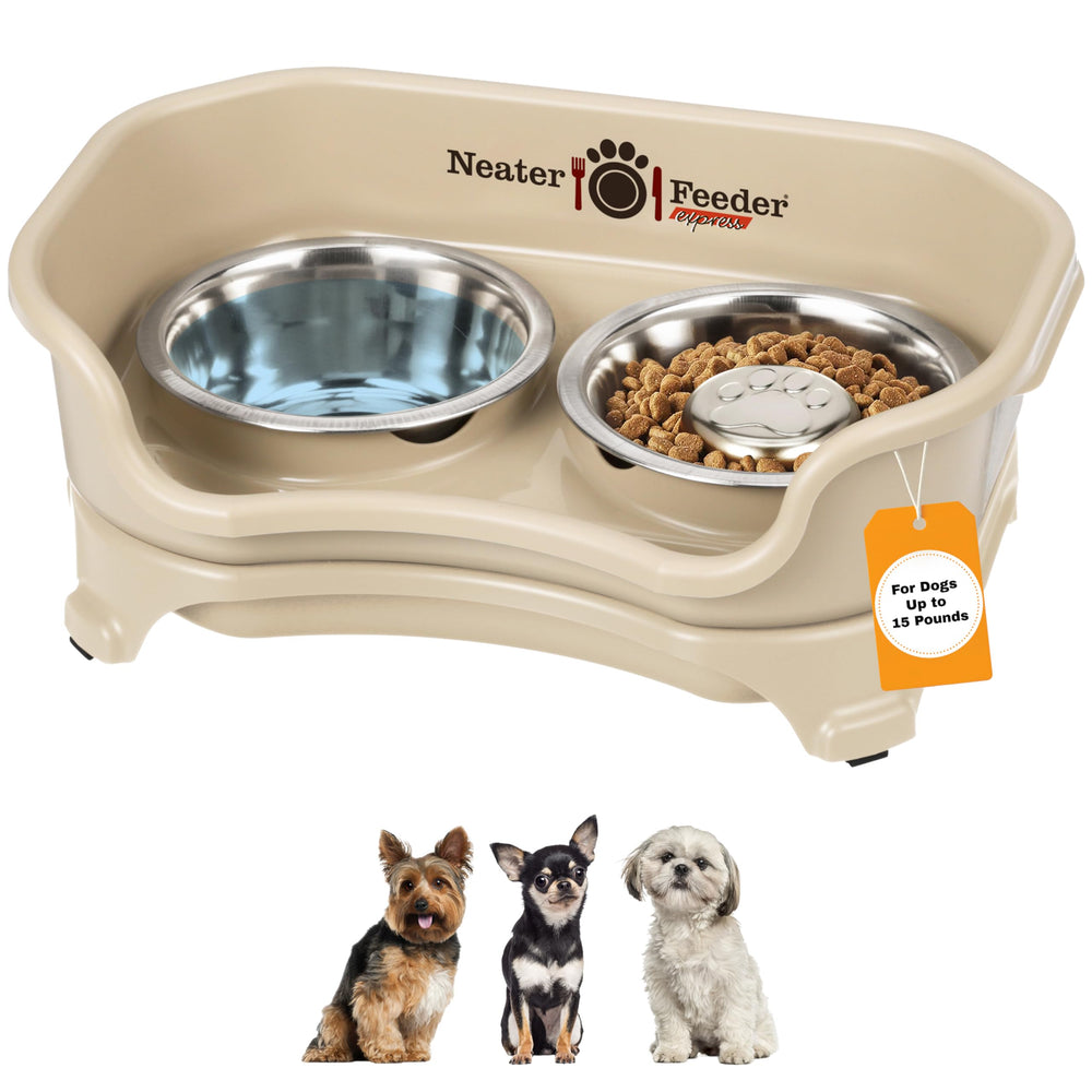 Neater Feeder Express mess-proof station keeps spills contained for a tidier feeding area.