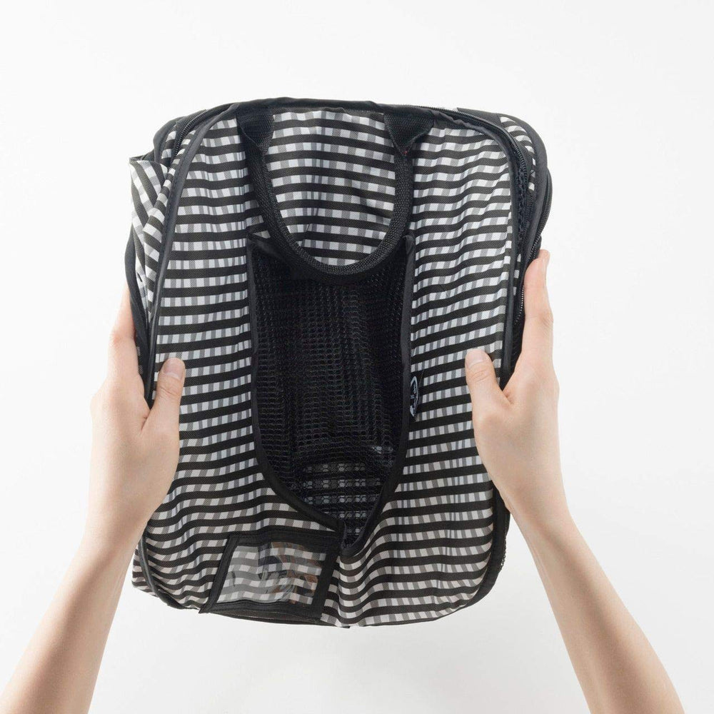 NECOICHI lightweight-design carrier reduces load for easier daily use