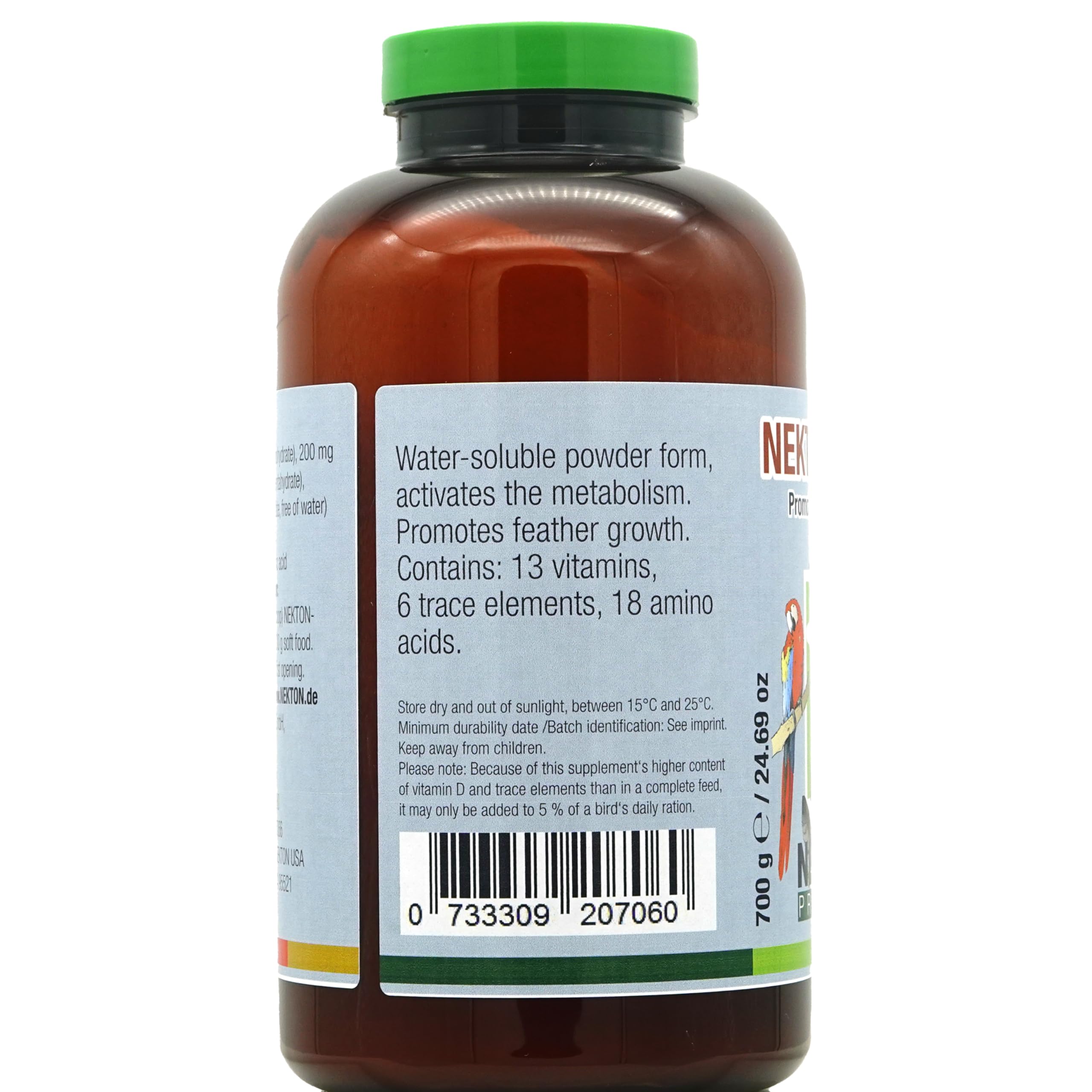 Nekton Biotin dosed into water image for easy daily supplementation.