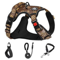 NESTROAD No Pull Harness side-entry design for quick, stress-free dressing on dogs.