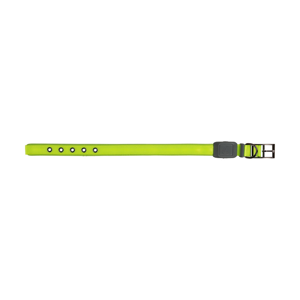Close-up of the durable black metal buckle on NiteDog lime collar.