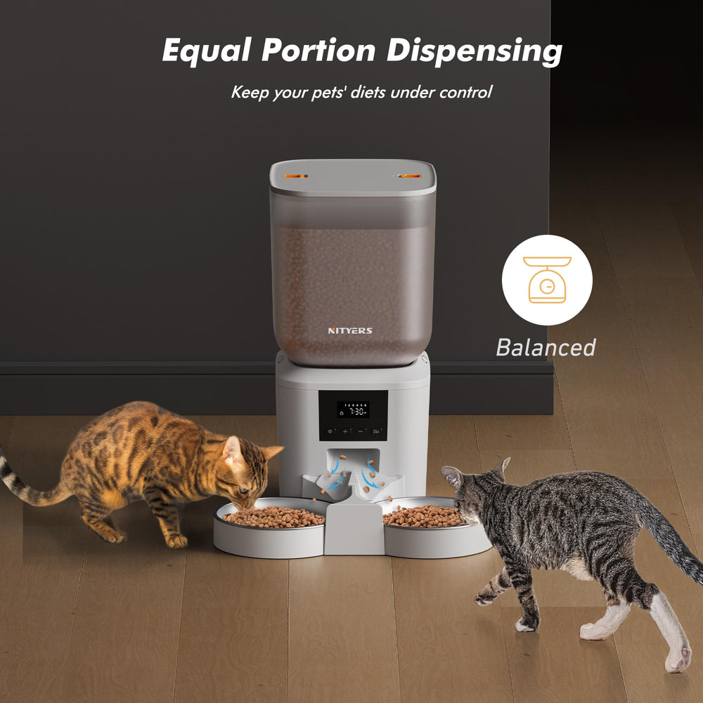 Nityers cat feeder backup power supports feeding during outages.