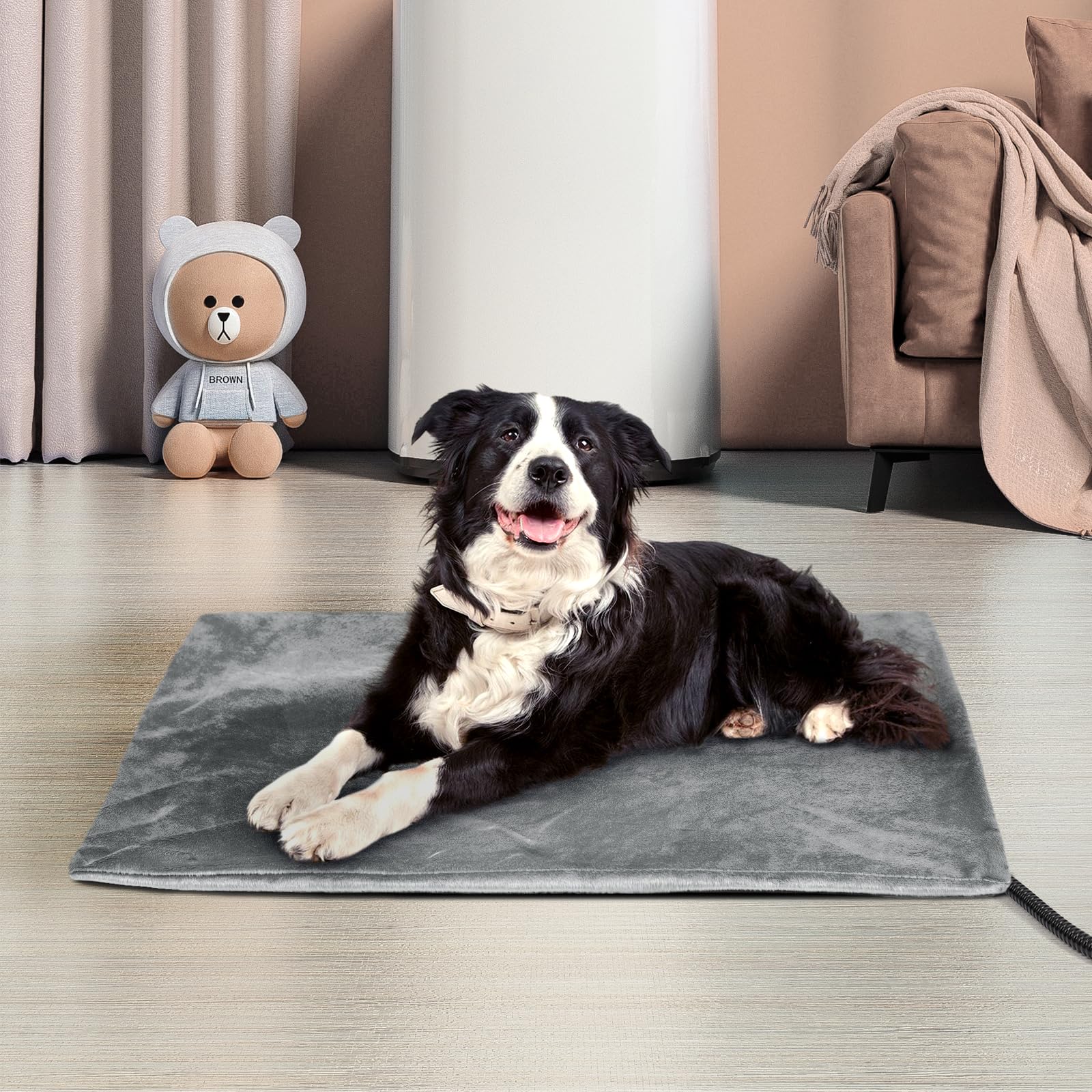 Niubya heating pad supports senior pets with steady warmth and comfort