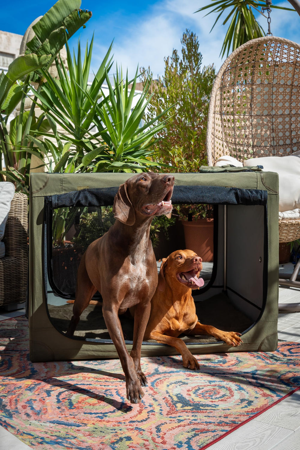 Noah and Paw crate cover 900D fabric for durable long-lasting protection.