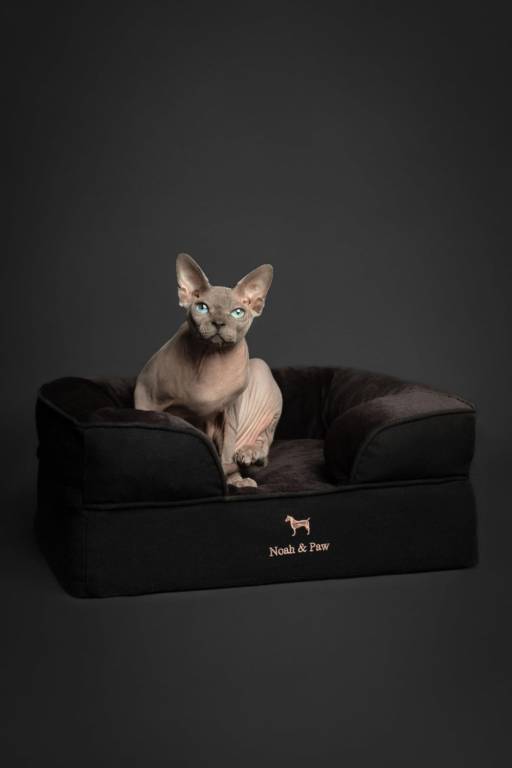 NOAH & PAW waterproof inner cover shown to protect surfaces.