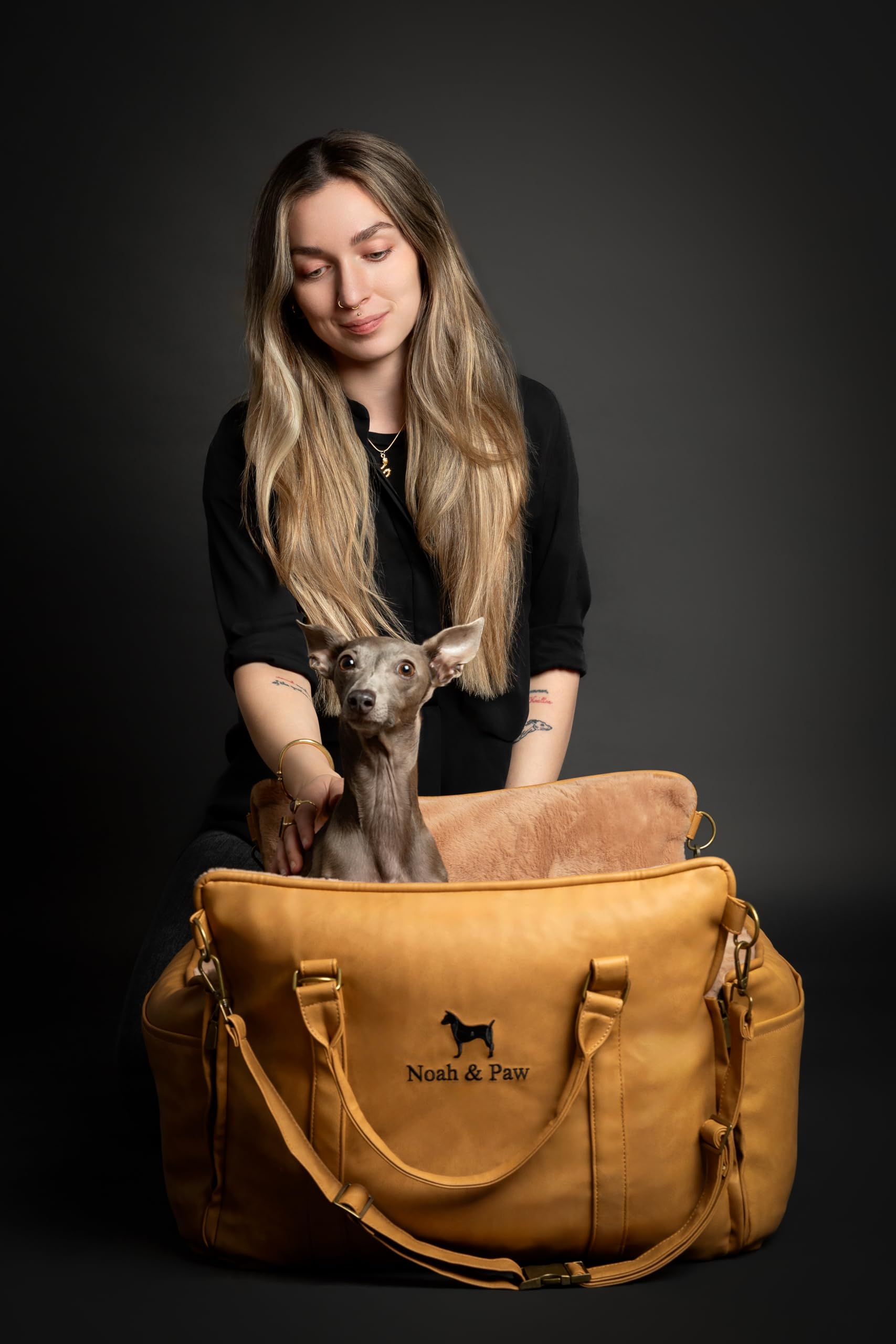 NOAH & PAW removable, washable cover for easy cleaning after adventures.