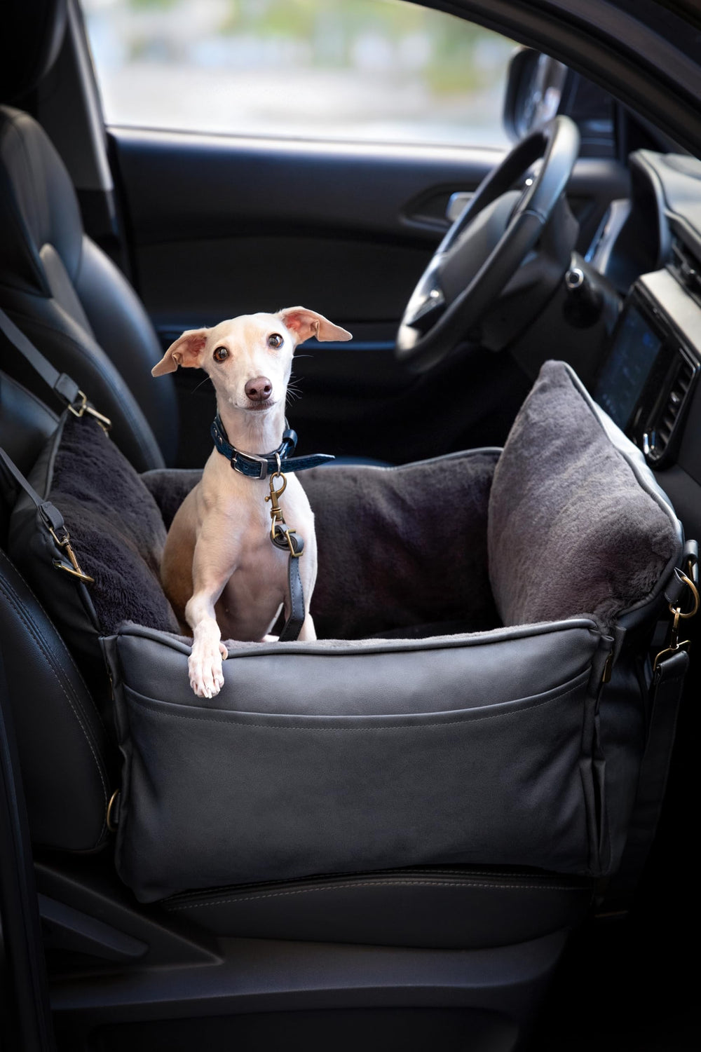 Noah & Paw dog car seat harness clip keeps pets secure during trips.