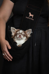 Noah & Paw dog sling adjustable shoulder strap for customizable fit.