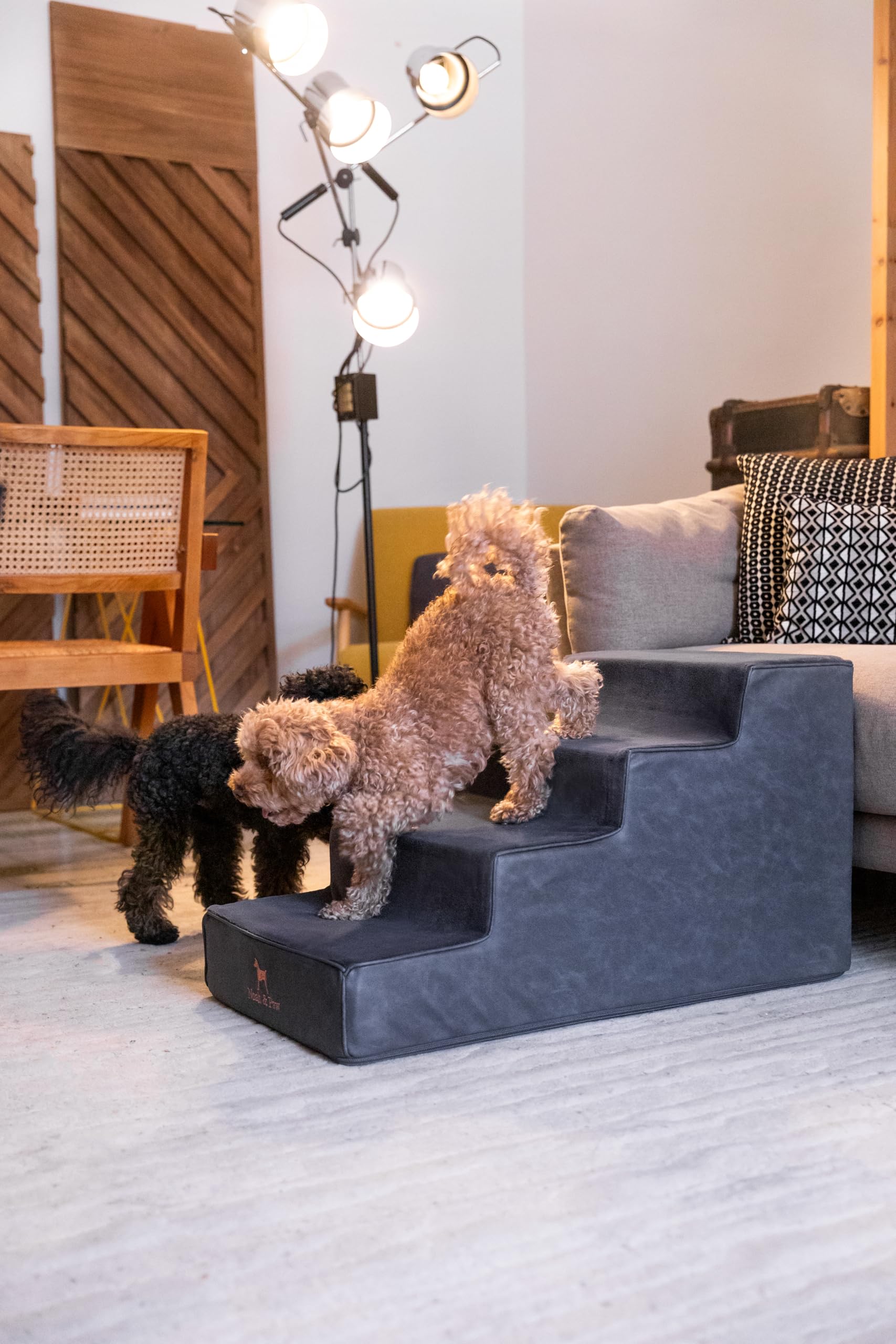 NOAH & PAW dog stairs foam-density-35 close-up highlights sturdy, supportive foam