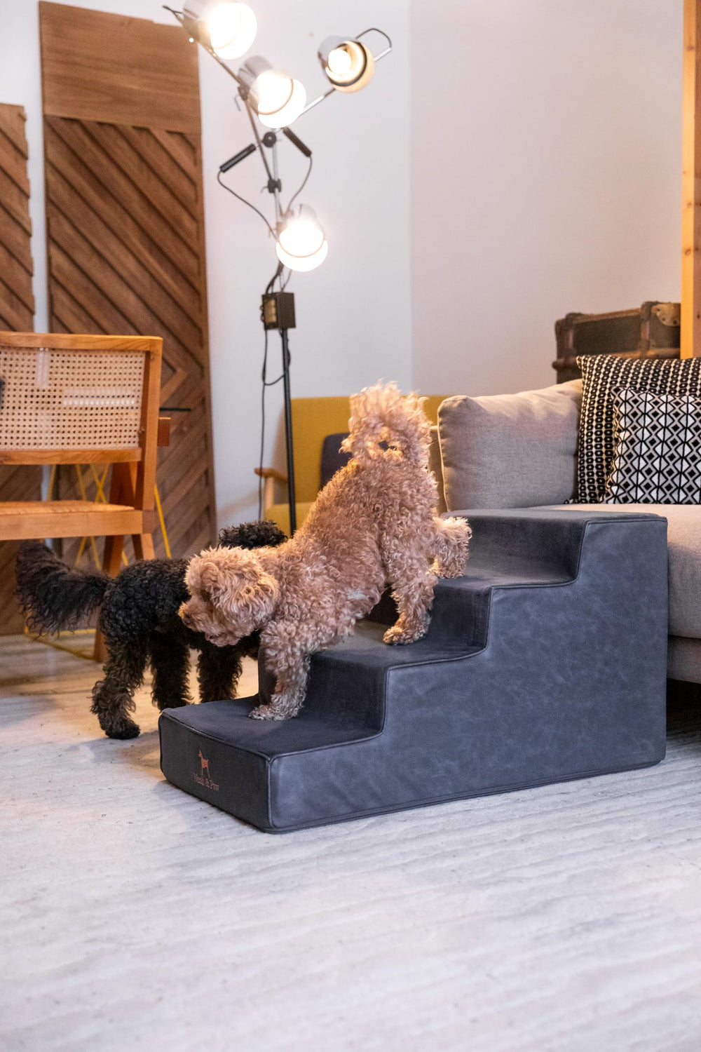 NOAH & PAW dog stairs foam-density-35 close-up highlights sturdy, supportive foam