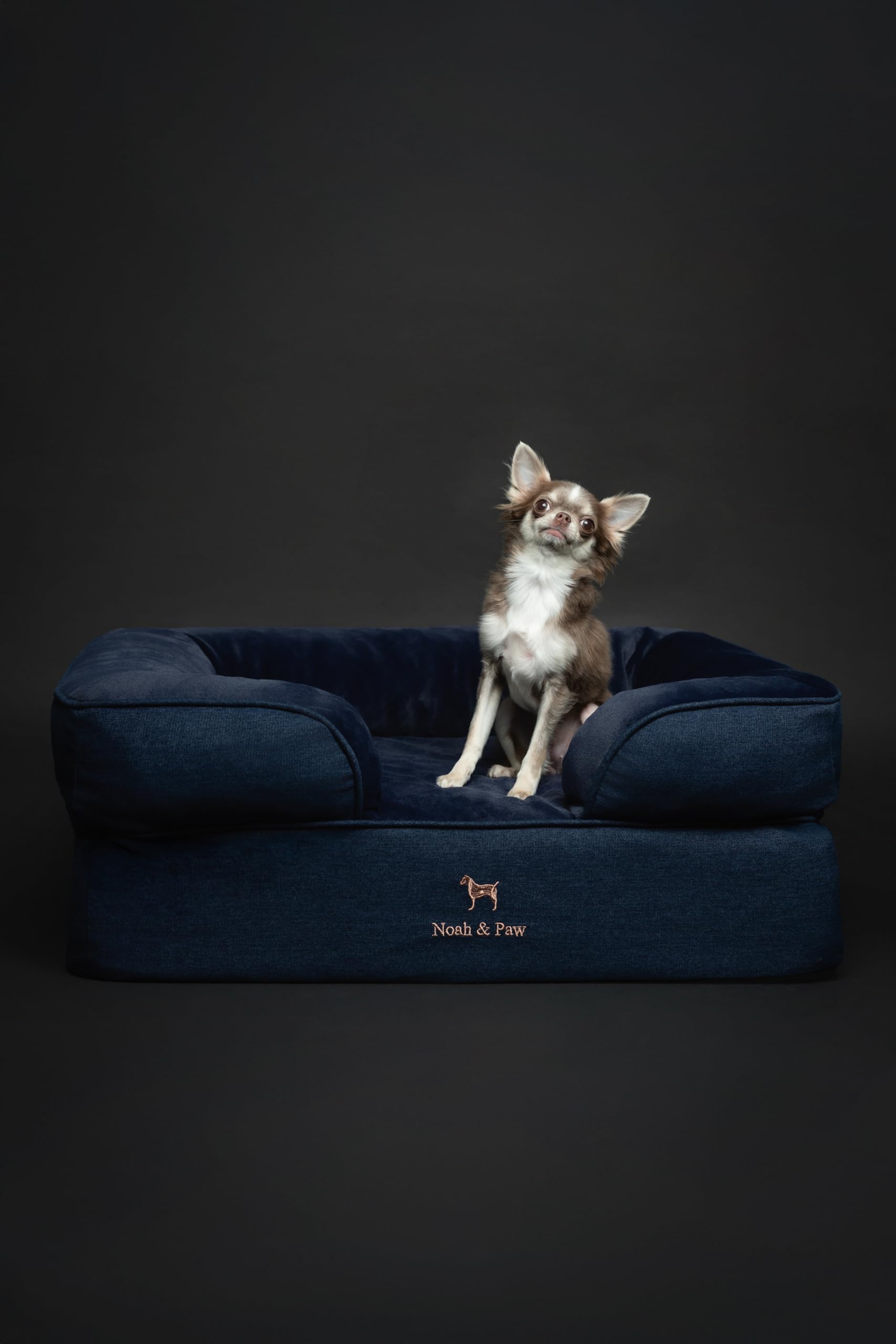 NOAH & PAW eggshell cooling gel layer detail helps regulate temperature during naps