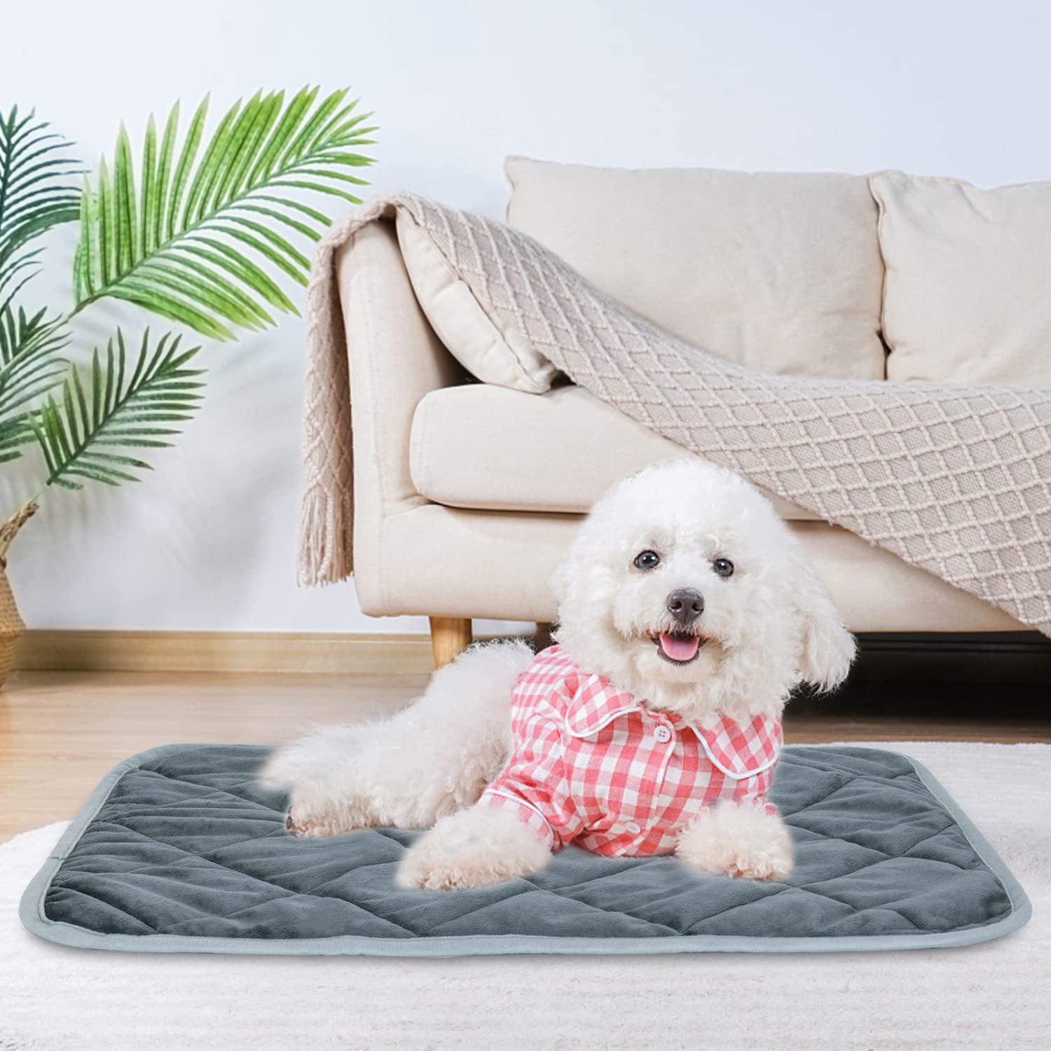 Nobleza crate pad with fluffy filling offering soft support for joints