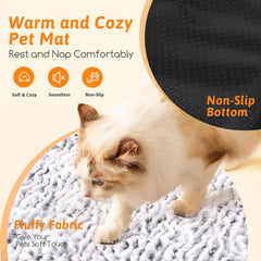 Nobleza Self-Warming Cat Bed in-kennel demonstrates safe warmth during crate time.