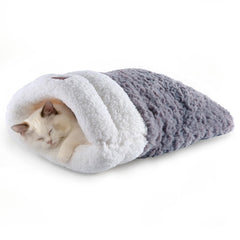 NODARKO cat sleeping bag warmth closeup highlighting plush lining for cozy warmth.