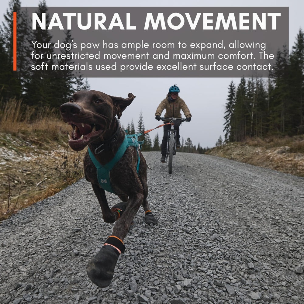 Non-stop dogwear Protector Booties are waterproof for rainy walks and clean paws.