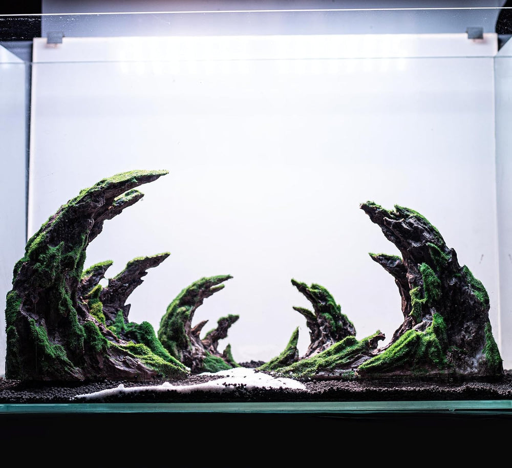 Novelsite durable aquarium decoration resists wear, keeping tank beauty over time.