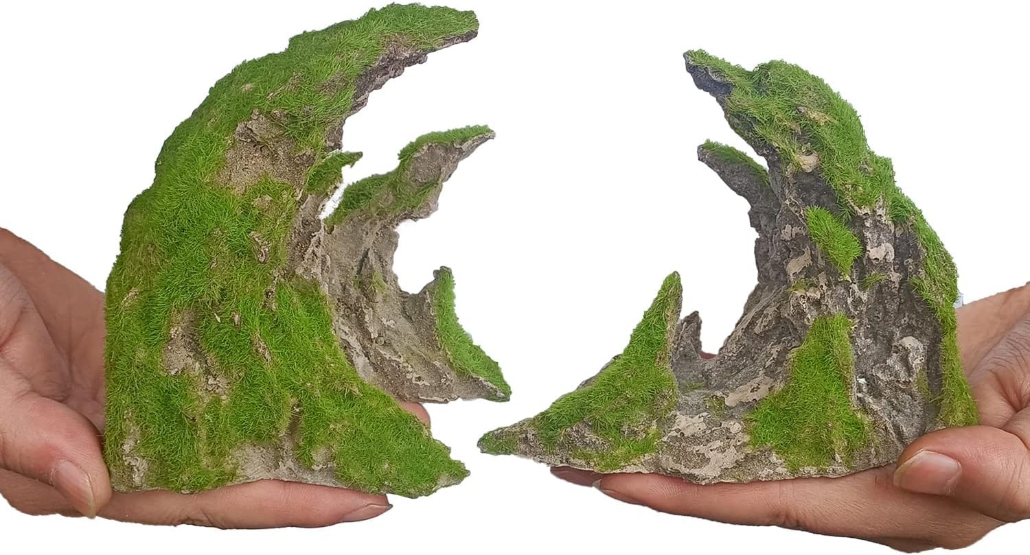 Novelsite fish-friendly materials protect aquatic inhabitants while enhancing tank scenery.
