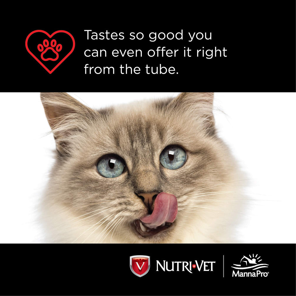 Nutri-Vet two-pack usage image emphasizes suitability for cats of all sizes